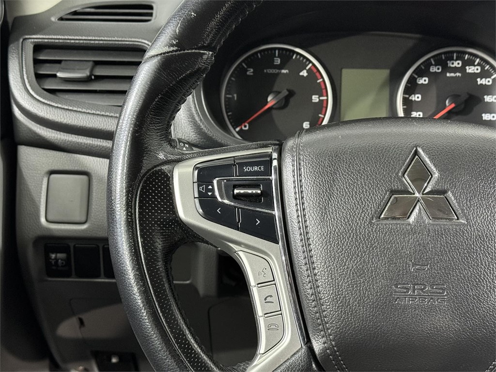 Foto 11 MITSUBISHI L200 PICK UP DC 250 DI-D MPro 2.5 154CV