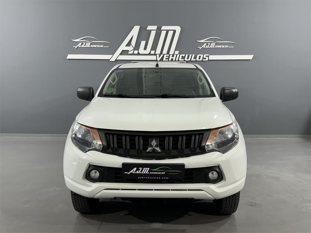 Foto 2 MITSUBISHI L200 PICK UP DC 250 DI-D MPro 2.5 154CV