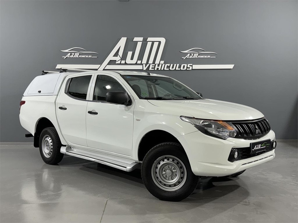 Foto 3 MITSUBISHI L200 PICK UP DC 250 DI-D MPro 2.5 154CV