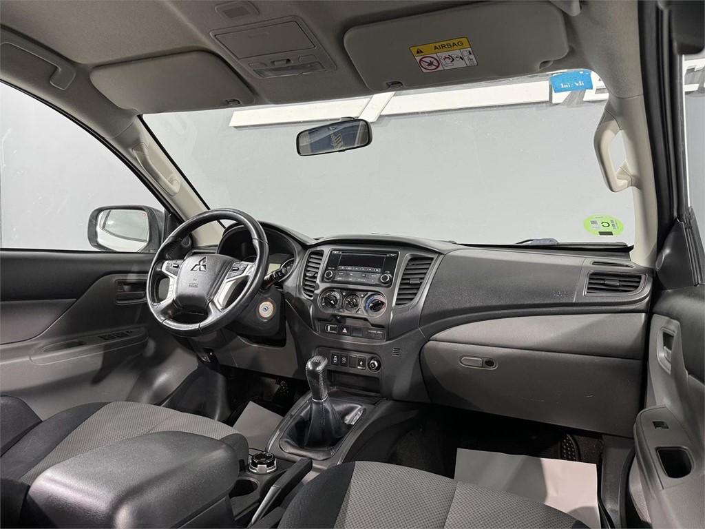 Foto 8 MITSUBISHI L200 PICK UP DC 250 DI-D MPro 2.5 154CV