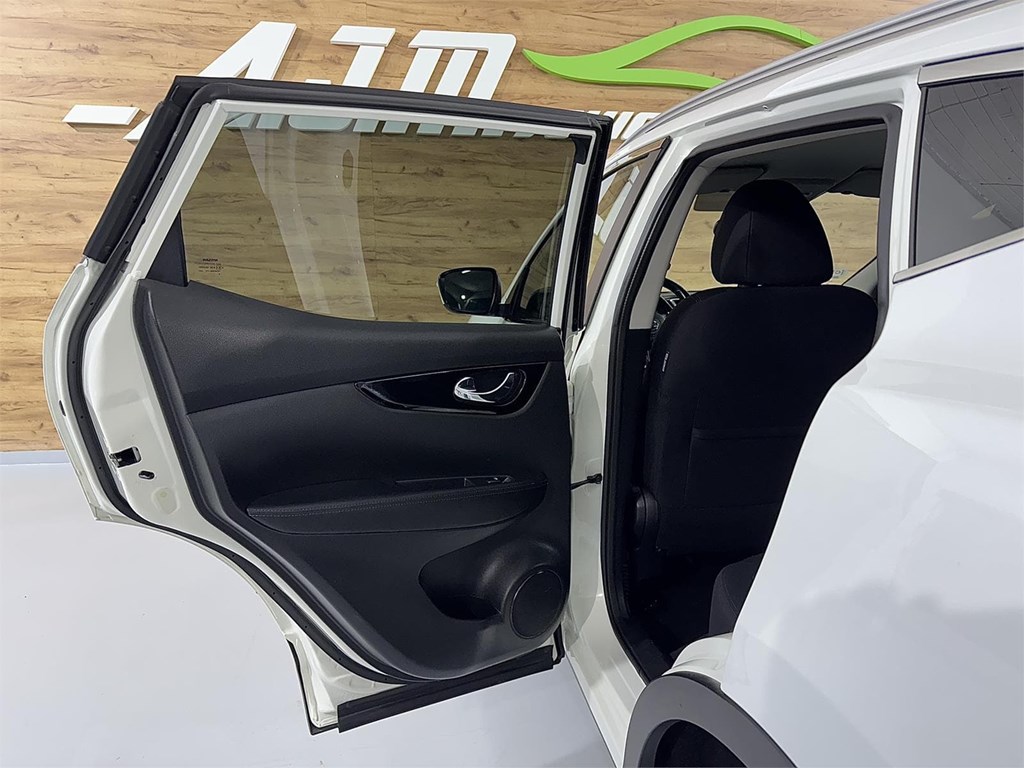 Foto 32 NISSAN QASHQAI dCi 85 kW 115 CV E6D  N-CONNECTA