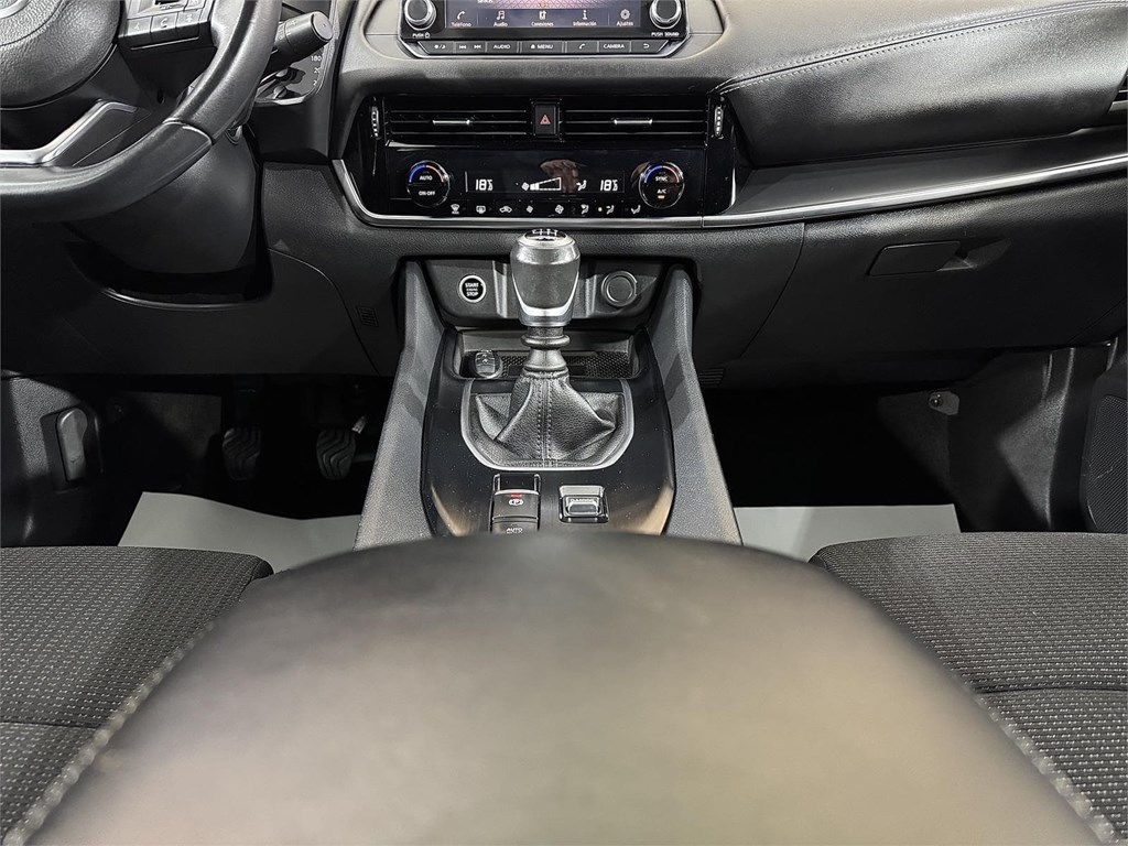 Foto 24 NISSAN QASHQAI DIG-T 1.3 140CV mHEV 4x2 Acenta 5 (GASOLINA)