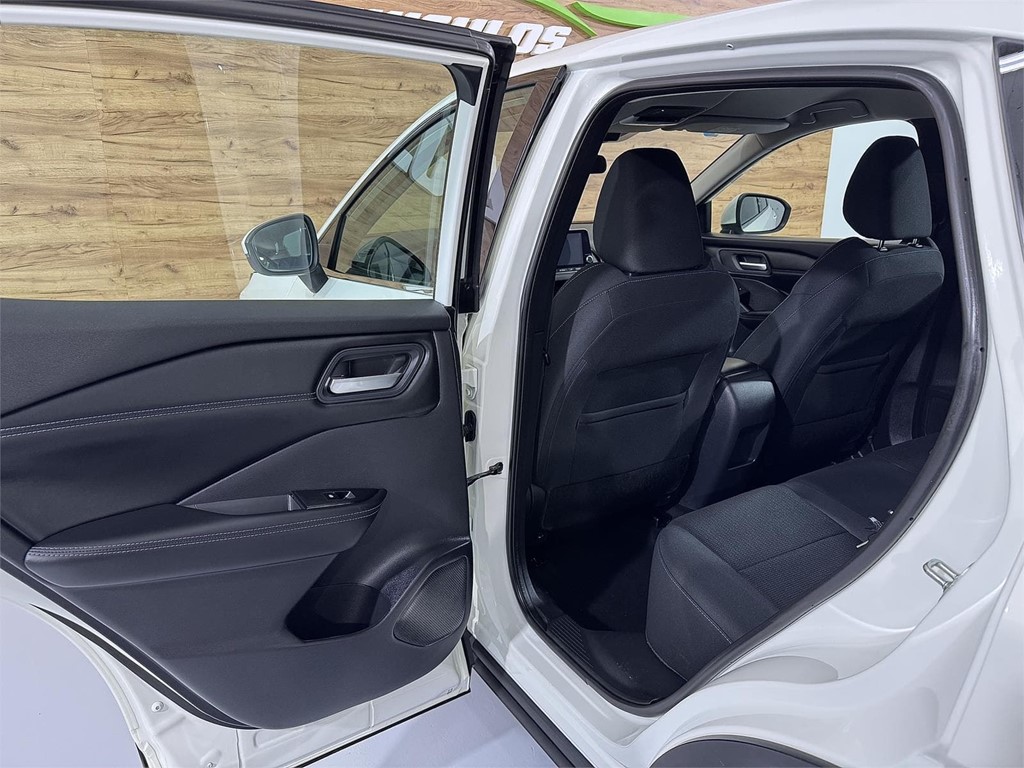 Foto 29 NISSAN QASHQAI DIG-T 140CV mHEV 4x2 Acenta