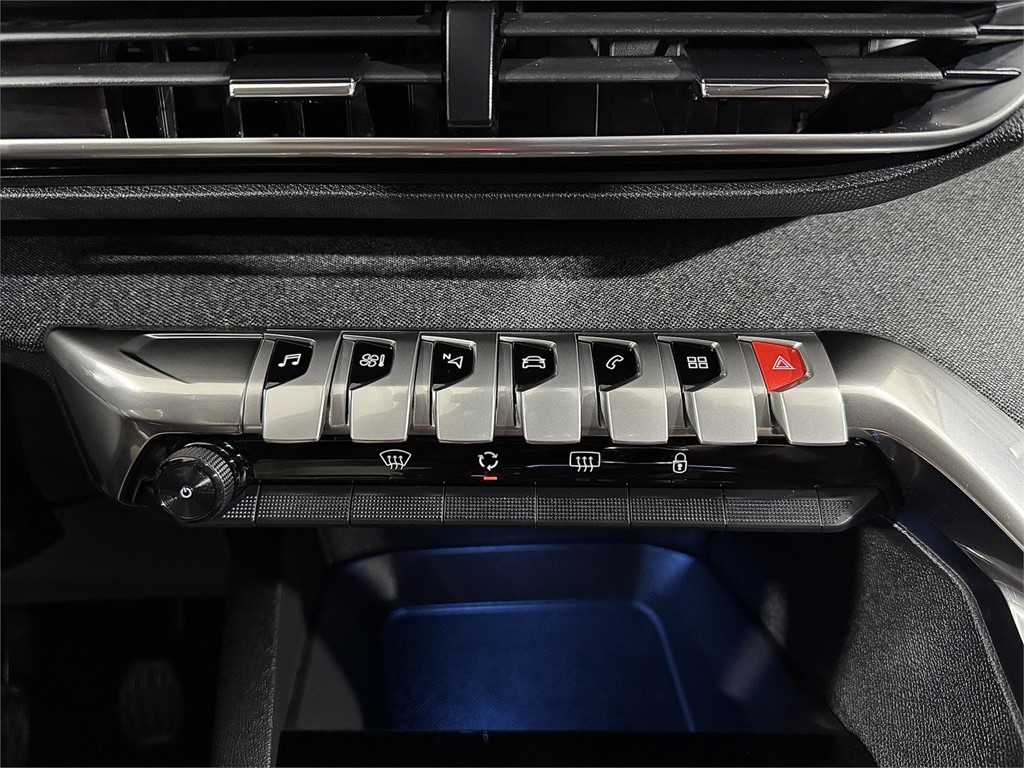 Foto 25 PEUGEOT 5008 1.5 BlueHDi SS Allure Pack 1.5 HDi 130CV (7 PLAZAS)