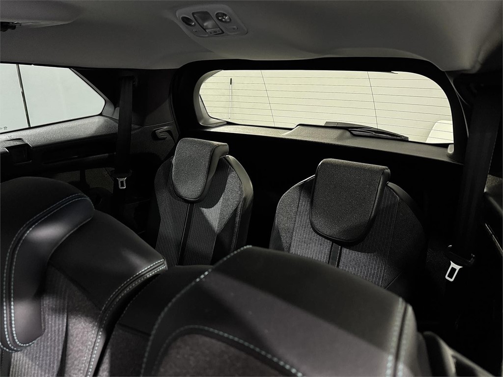 Foto 34 PEUGEOT 5008 1.5 BlueHDi SS Allure Pack 1.5 HDi 130CV (7 PLAZAS)