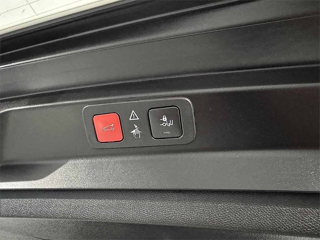 Foto 41 PEUGEOT 5008 1.5 BlueHDi SS Allure Pack 1.5 HDi 130CV (7 PLAZAS)