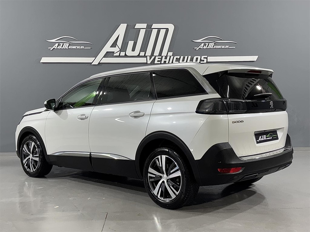 Foto 5 PEUGEOT 5008 1.5 BlueHDi SS Allure Pack 1.5 HDi 130CV (7 PLAZAS)