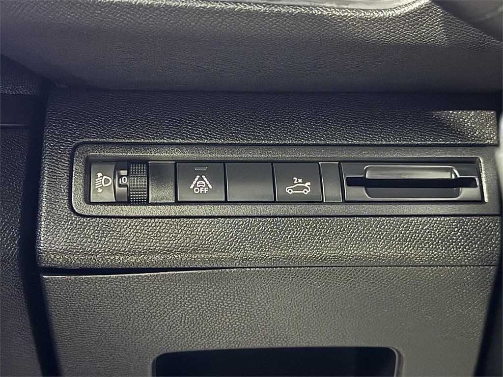 Foto 9 PEUGEOT 5008 1.5 BlueHDi SS Allure Pack 1.5 HDi 130CV (7 PLAZAS)