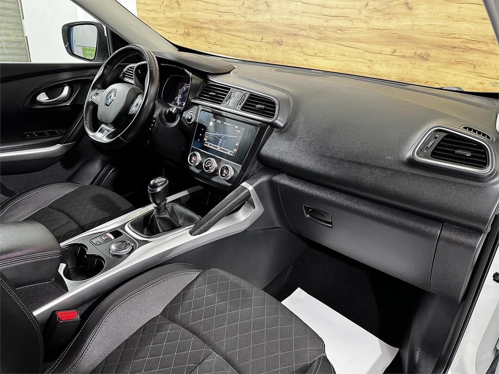 Foto 10 RENAULT Kadjar Techno 1.3 TCe 140CV AUTOMÁTICO 7v