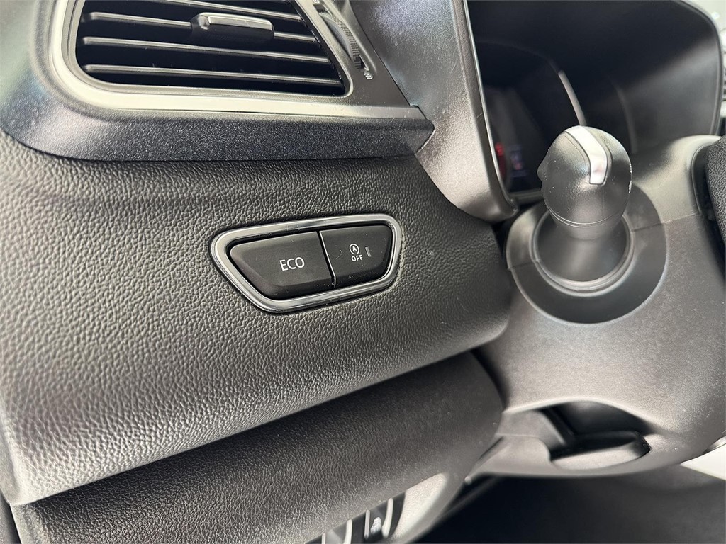 Foto 8 RENAULT Kadjar Zen Blue 1.7 dCi 150CV 4x4