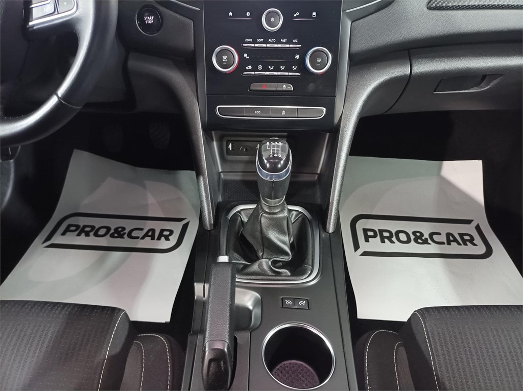 Foto 18 RENAULT MEGANE IV GRANDTOUR BUSINESS DCI 1.5 110 CV