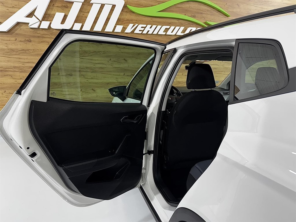 Foto 30 SEAT Arona 1.0 TSI 95CV Style Edition Eco (GASOLINA)