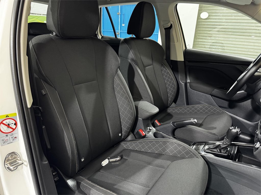 Foto 10 SKODA Kamiq 1.0 TSi 110 CV DSG Ambition