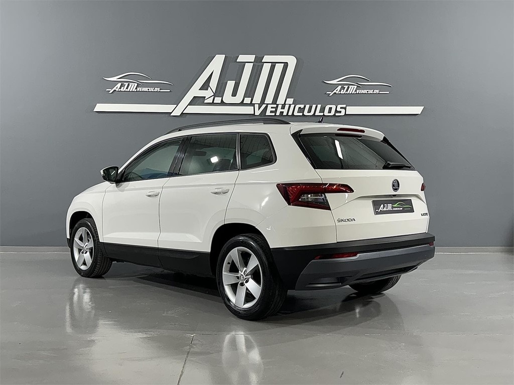 Foto 5 SKODA KAROQ 1.6 TDI 115CV DSG AMBITION