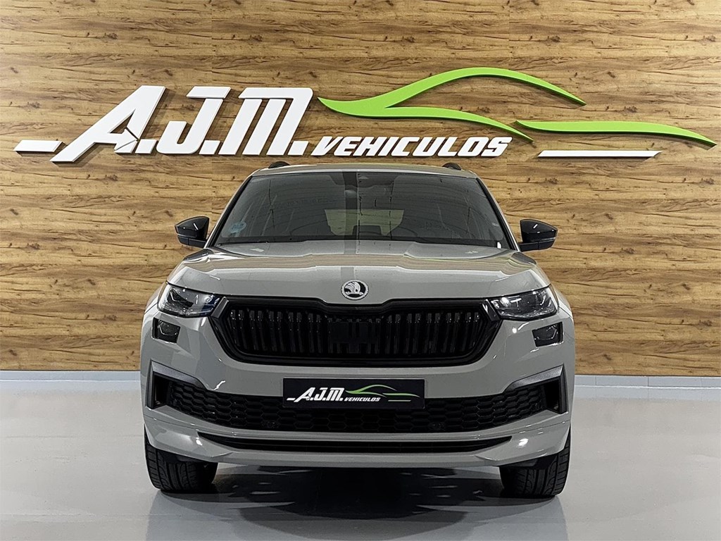 Foto 2 SKODA Kodiaq 2.0 TDI DSG 150CV 4x4 Sportline