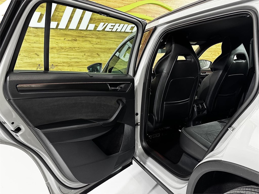 Foto 33 SKODA Kodiaq 2.0 TDI DSG 150CV 4x4 Sportline