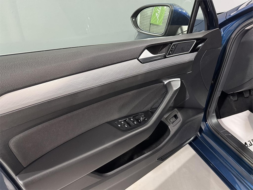 Foto 19 VOLKSWAGEN Passat Business 2.0 TDI 150CV