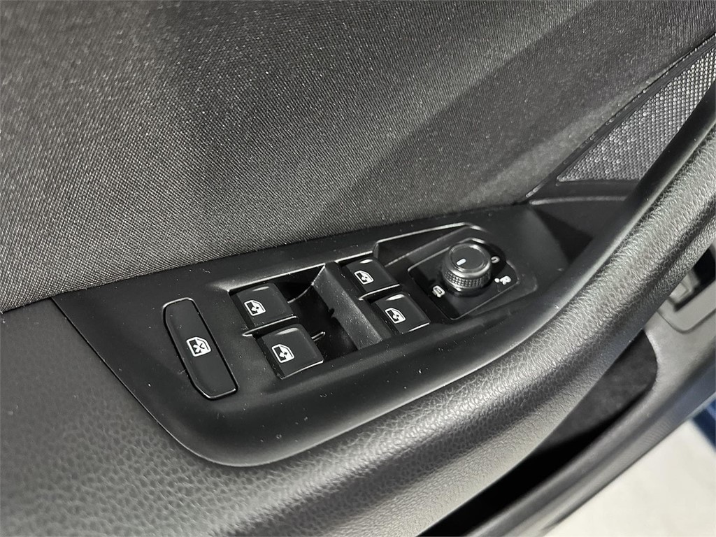 Foto 21 VOLKSWAGEN Passat Business 2.0 TDI 150CV