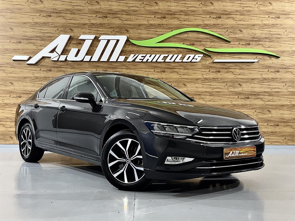 Foto 3 VOLKSWAGEN PASSAT EXECUTIVE 2.0 TDI DSG AUTO. 7 VEL