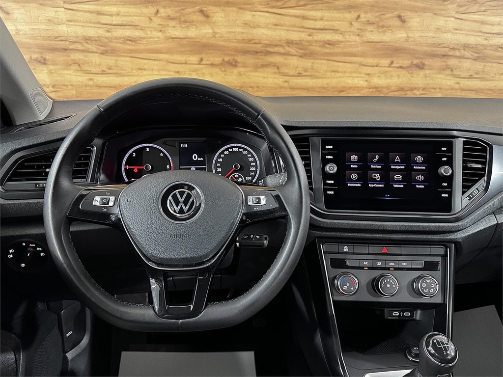 Foto 10 VOLKSWAGEN T-Roc Advance 2.0 TDI 115CV