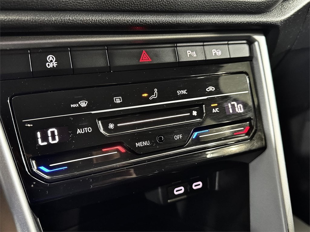 Foto 21 VOLKSWAGEN T-ROC LIFE 2.0 TDI 115CV