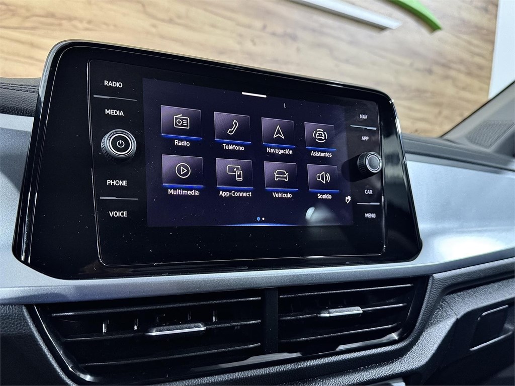 Foto 22 VOLKSWAGEN T-ROC LIFE 2.0 TDI 115CV