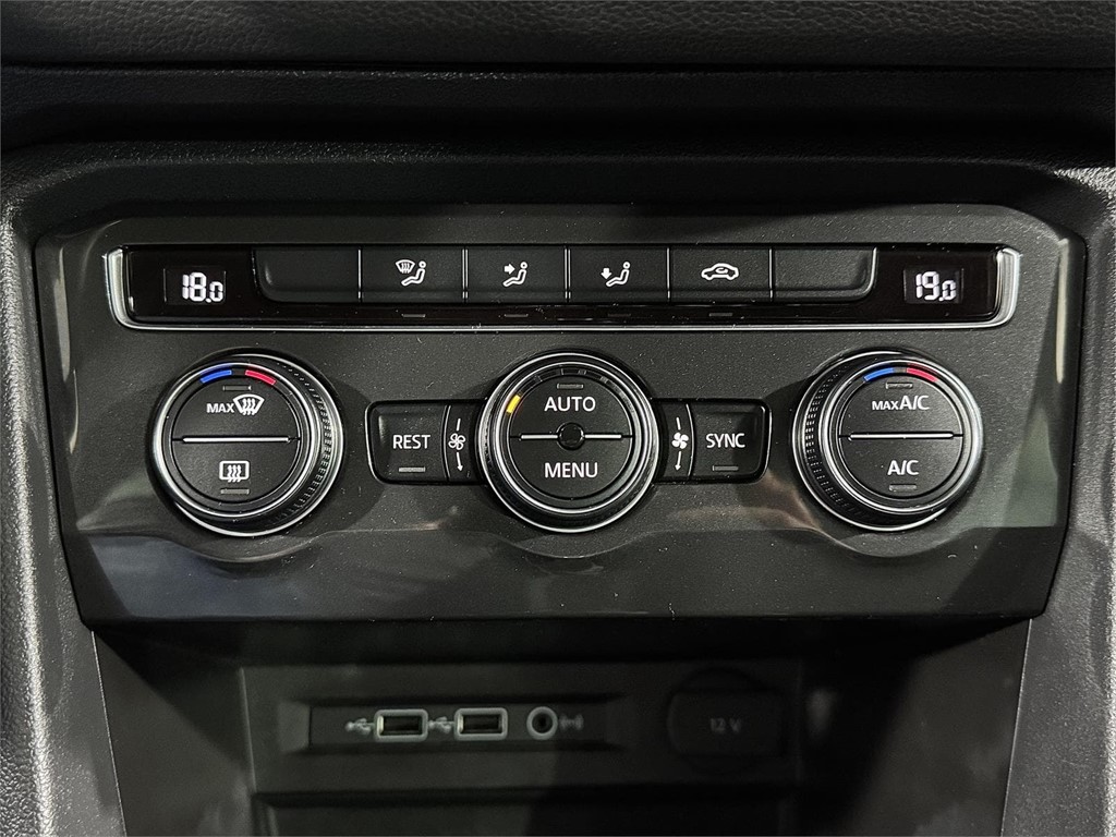 Foto 28 VOLKSWAGEN Tiguan Advance R-Line 2.0 TDI 150CV DSG