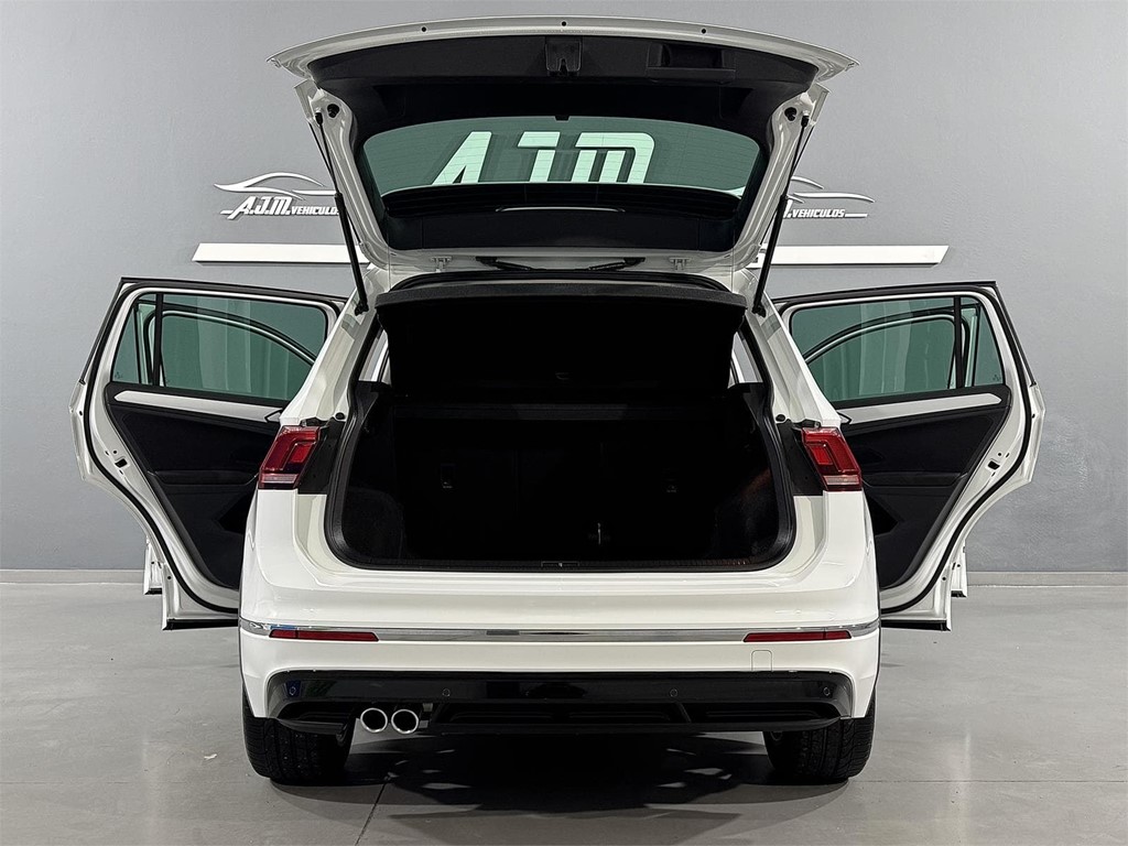 Foto 40 VOLKSWAGEN Tiguan Advance R-Line 2.0 TDI 150CV DSG