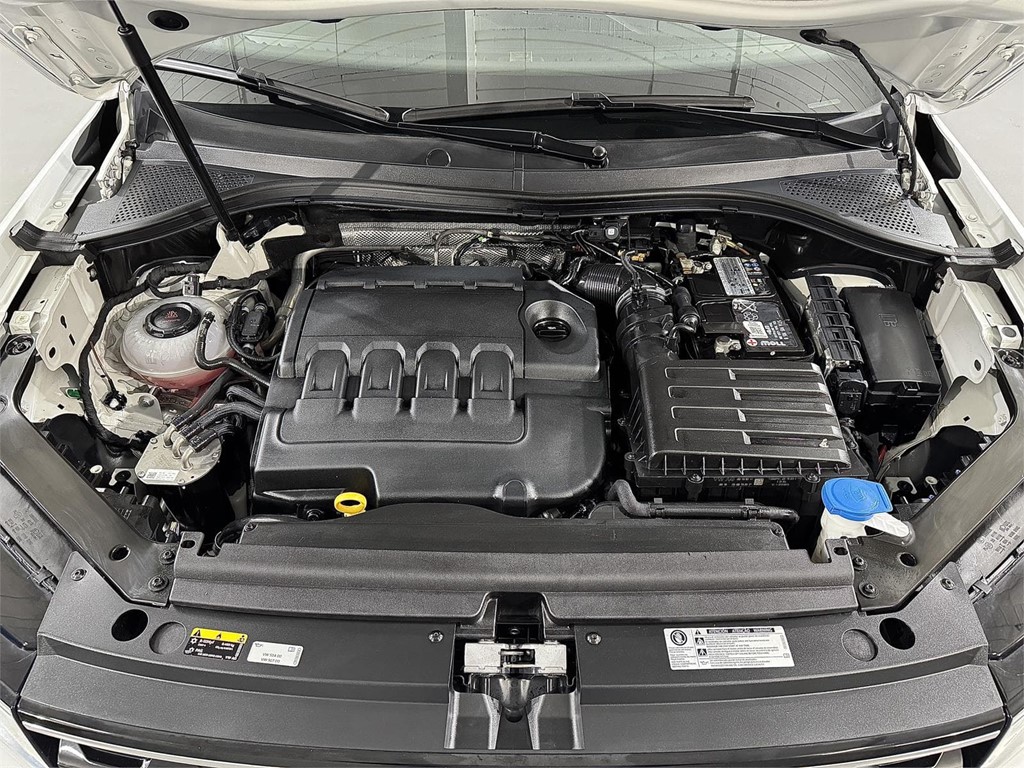 Foto 43 VOLKSWAGEN Tiguan Advance R-Line 2.0 TDI 150CV DSG
