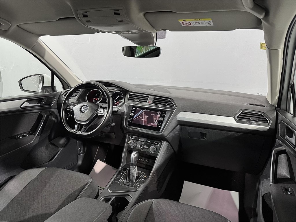 Foto 9 VOLKSWAGEN Tiguan Advance R-Line 2.0 TDI 150CV DSG