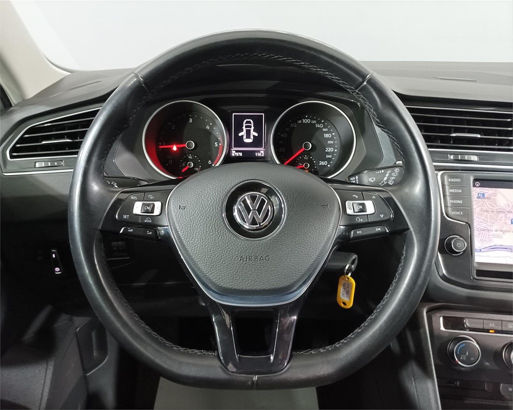 Foto 12 VOLKSWAGEN TIGUAN EDITION BMT 2.0 TDI 115 CV
