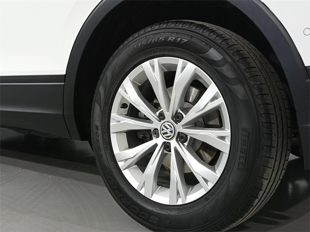 Foto 6 VOLKSWAGEN TIGUAN EDITION BMT 2.0 TDI 115 CV