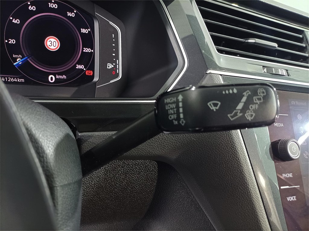 Foto 17 VOLKSWAGEN TIGUAN R-LINE DSG 7G
