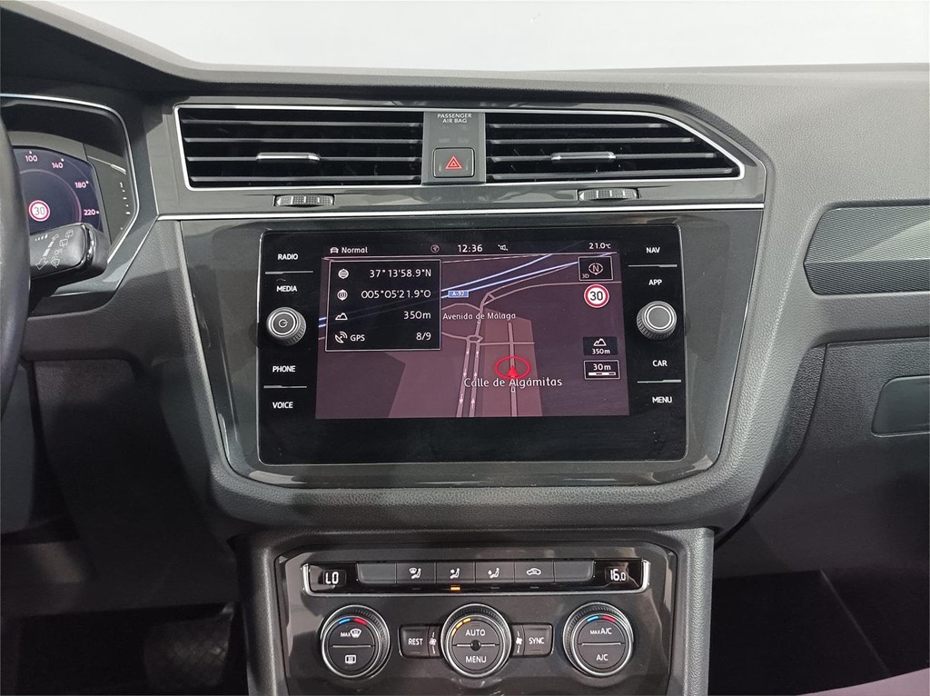 Foto 21 VOLKSWAGEN TIGUAN R-LINE DSG 7G
