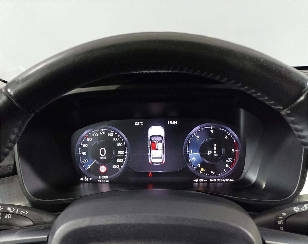 Foto 15 VOLVO XC 40 MOMENTUM D4 AUTO AWD 2.0 190CV