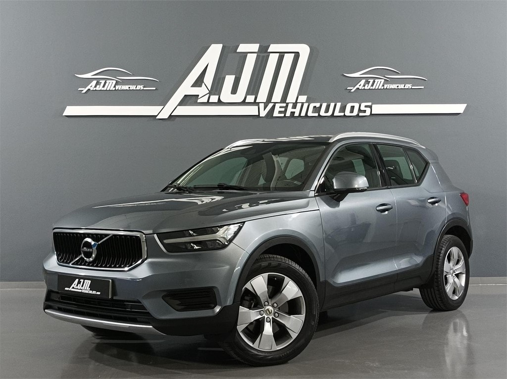 Foto 1 VOLVO XC 40 MOMENTUM D4 AUTO AWD 2.0 190CV