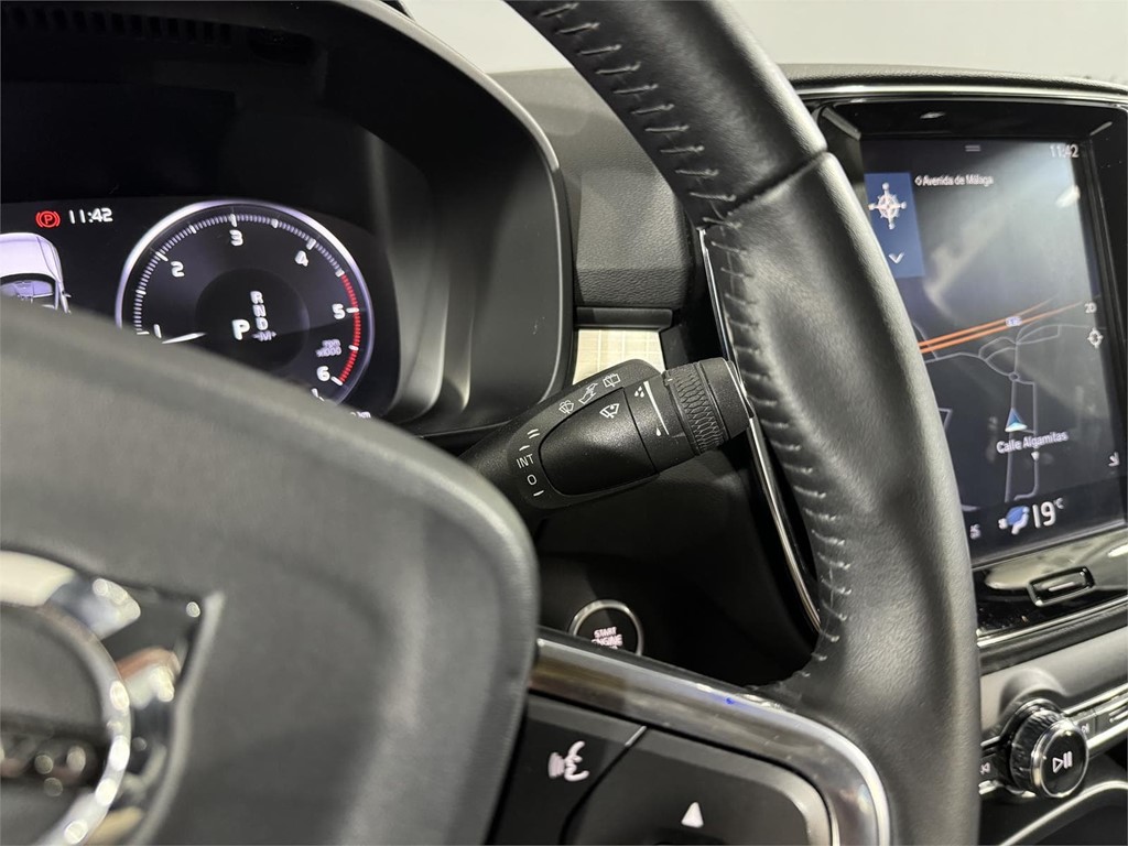 Foto 15 VOLVO XC40 D3 BUSINESS PLUS 2.0 150 CV