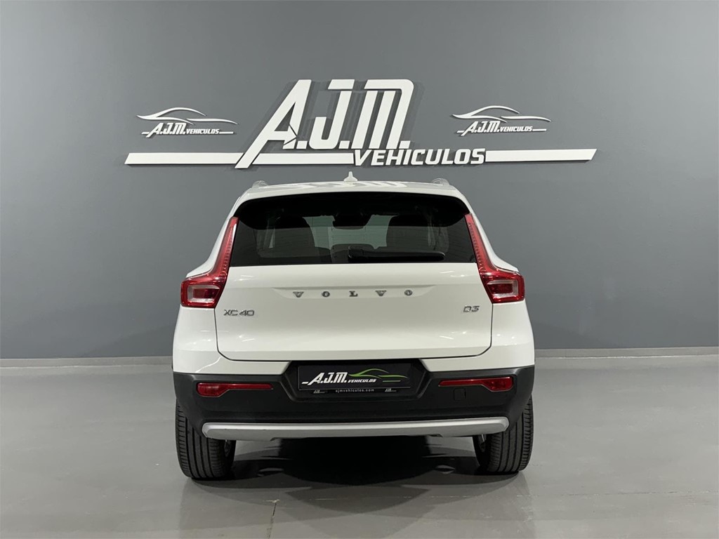 Foto 29 VOLVO XC40 D3 BUSINESS PLUS 2.0 150 CV