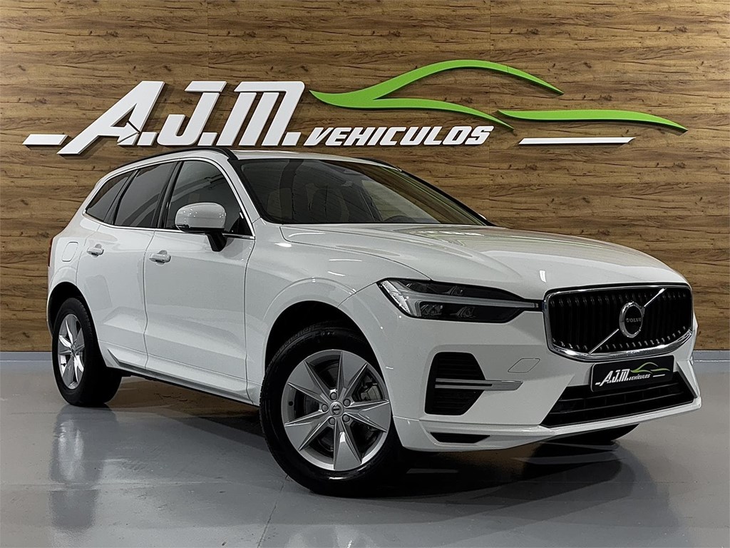 Foto 3 VOLVO XC60 2.0 197CV B4 D Momentum Pro AUTO 8V
