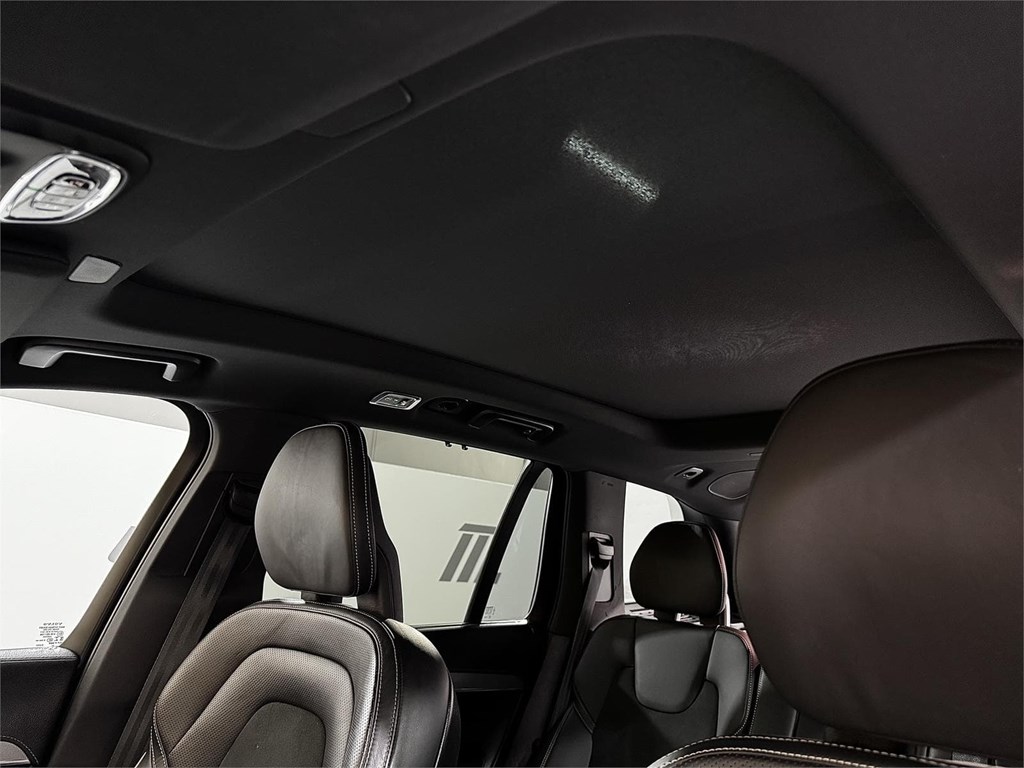 Foto 29 VOLVO XC90 2.0 B5 235CV AWD R-Design Auto 8v