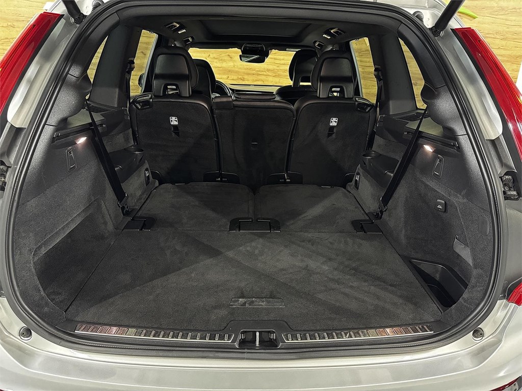 Foto 39 VOLVO XC90 2.0 B5 235CV AWD R-Design Auto 8v