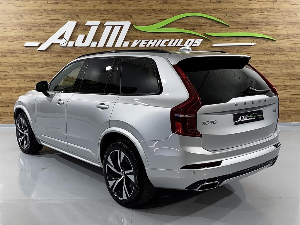 Foto 5 VOLVO XC90 2.0 B5 235CV AWD R-Design Auto 8v