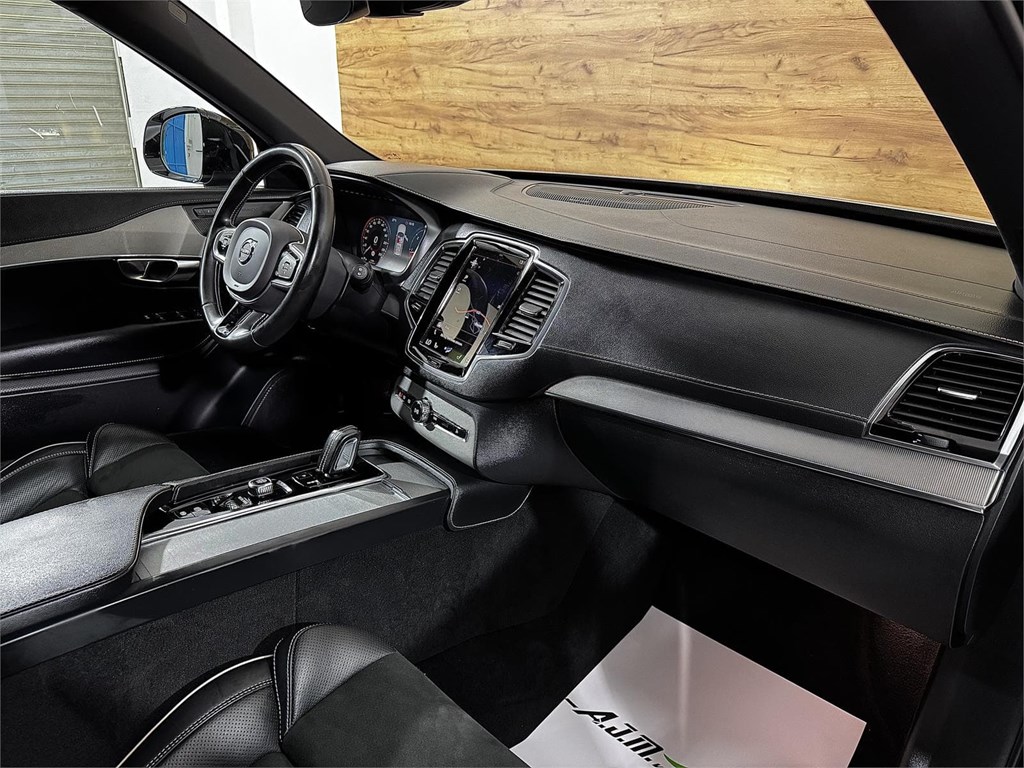 Foto 9 VOLVO XC90 2.0 B5 235CV AWD R-Design Auto 8v